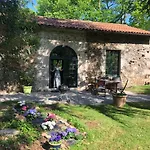 Chateau De La Preuille * モンテギュ