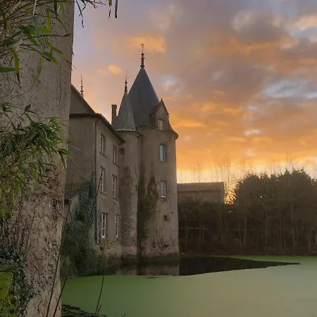 펜션 Chateau De La Preuille 몽테규