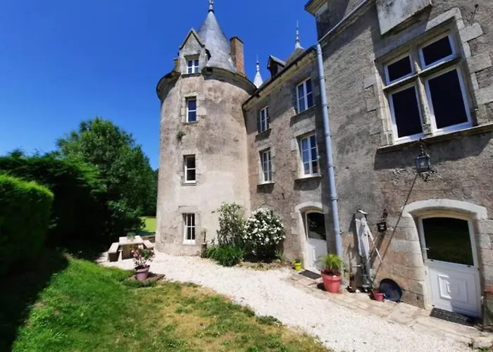 Chateau De La Preuille * Montaigu-Vendee